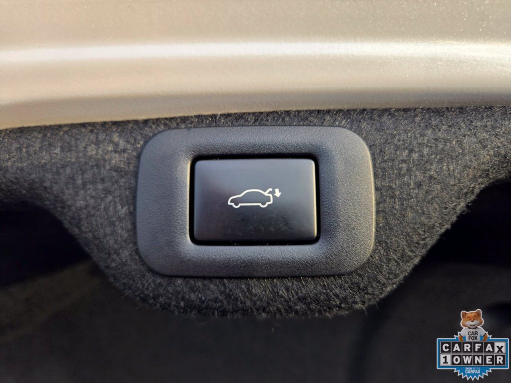 Used 2021 Lexus ES 300h Ultra Luxury w/ Accessory Package FWD image 25