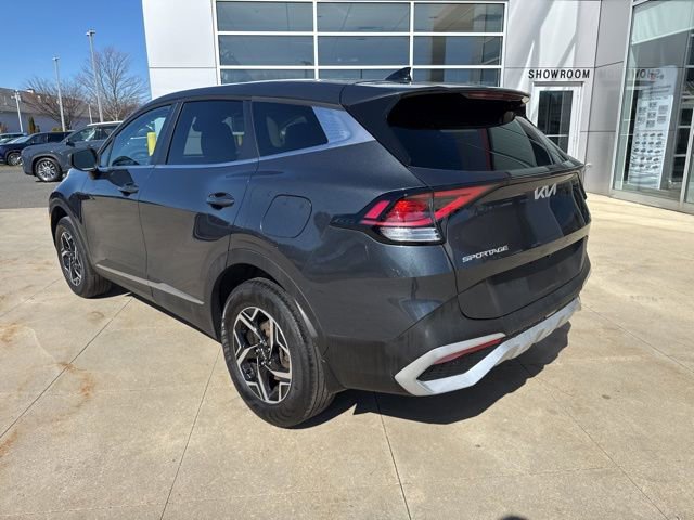 Used 2023 Kia Sportage LX AWD/4WD image 5