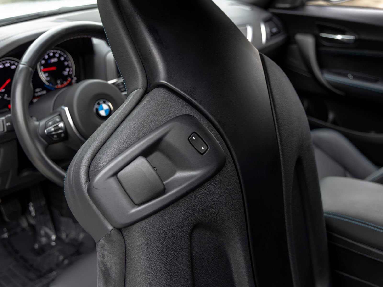 Used 2020 BMW M2 Competition RWD image 48