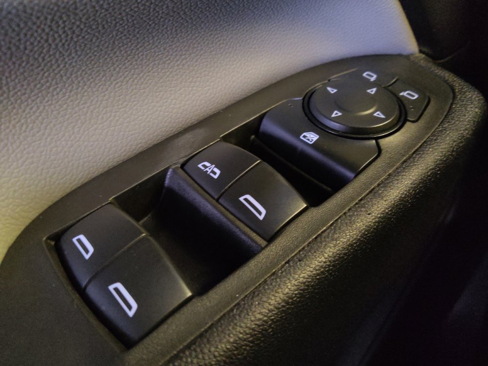 Used 2024 Chevrolet Equinox LT image 27