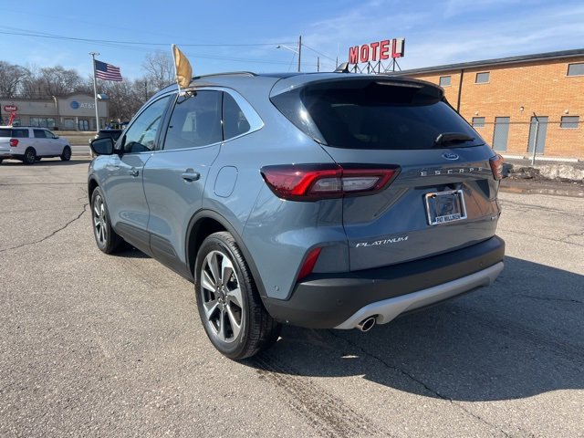 Certified 2023 Ford Escape Platinum w/ Premium Technology Package image 6