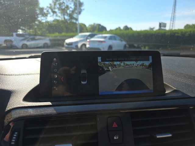 Used 2020 BMW 230i Convertible w/ Premium Package RWD image 17