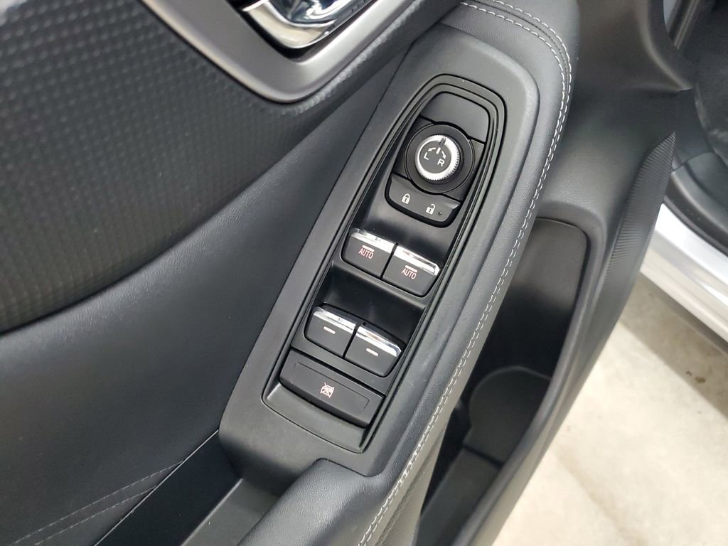Used 2021 Subaru Forester Limited image 22