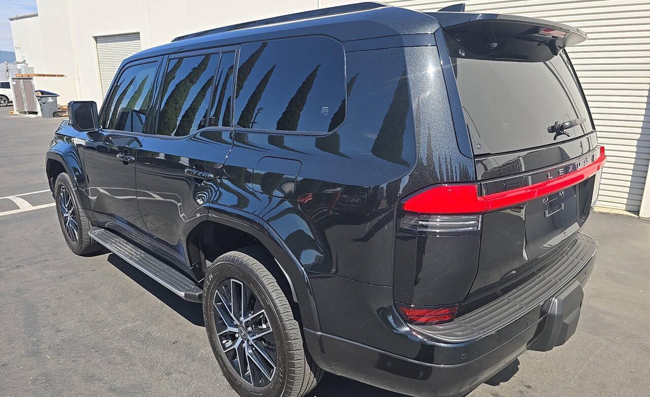Used 2026 Lexus GX 550 w/ Cold Area Package AWD/4WD image 6