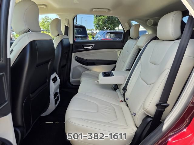 Used 2017 Ford Edge Titanium w/ Technology Package FWD image 12