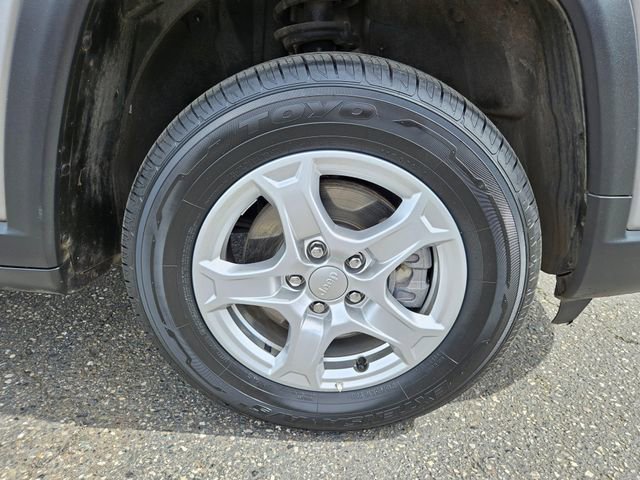 Used 2022 Jeep Compass Sport AWD/4WD image 8