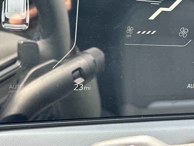 New 2027 Kia EV3 Wind FWD image 21