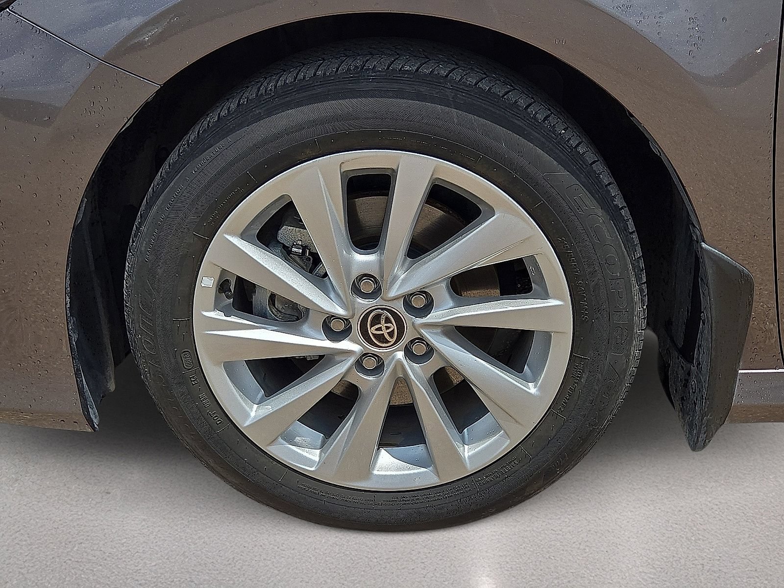 Used 2024 Toyota Camry LE FWD image 10