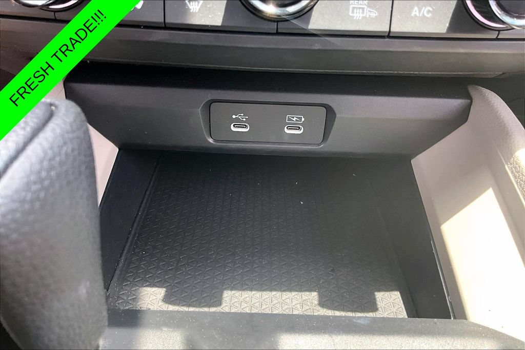 Used 2025 Honda Accord SE image 15