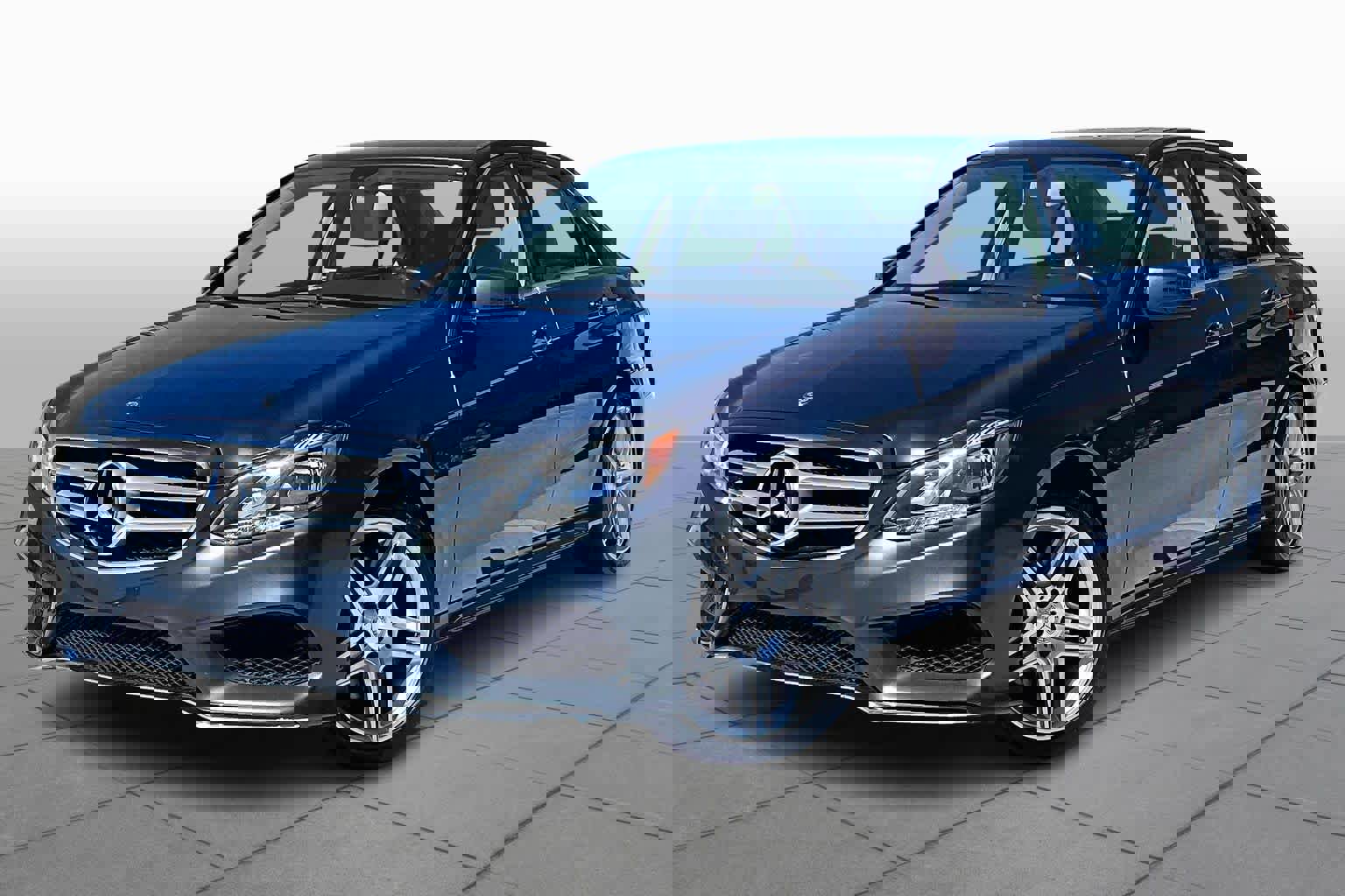 Used 2014 Mercedes-Benz E 350 4MATIC Sedan image 1