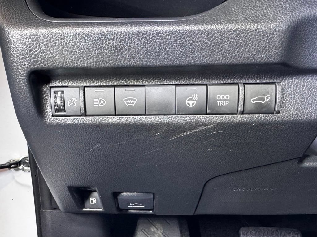 Certified 2025 Toyota RAV4 XSE w/ Weather Package AWD/4WD image 30