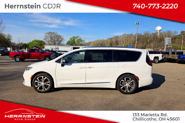 New 2026 Chrysler Pacifica Pinnacle FWD image 4