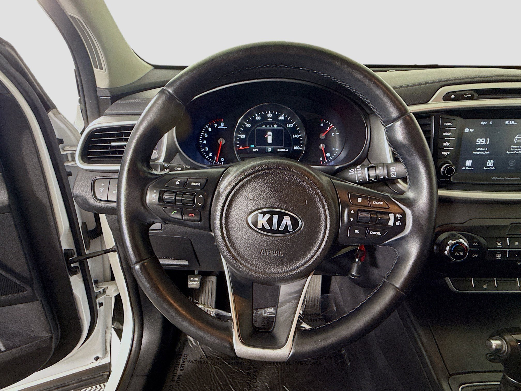 Used 2017 Kia Sorento LX w/ LX V6 Convenience Package image 13