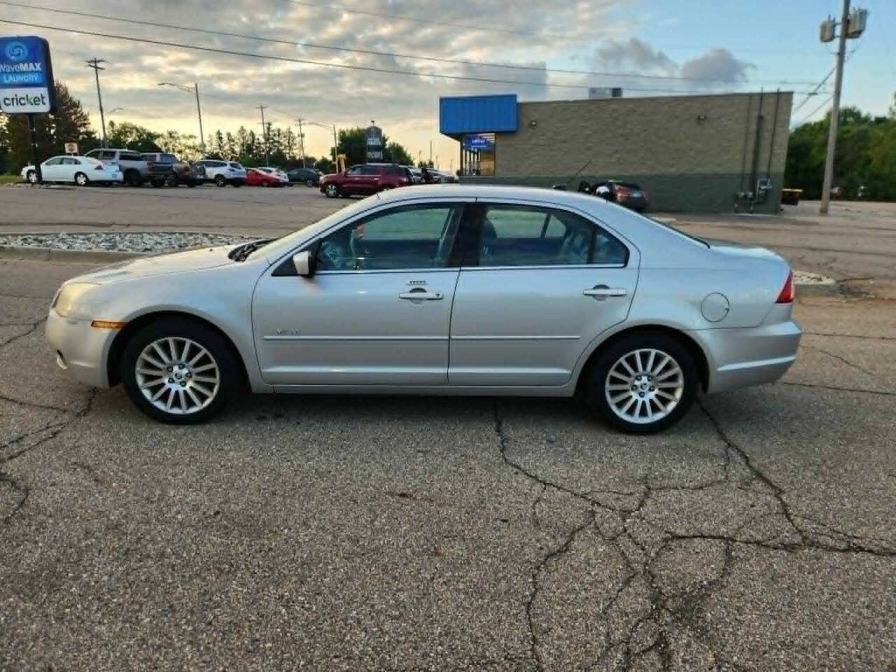 Used 2008 Mercury Milan Premier FWD image 7