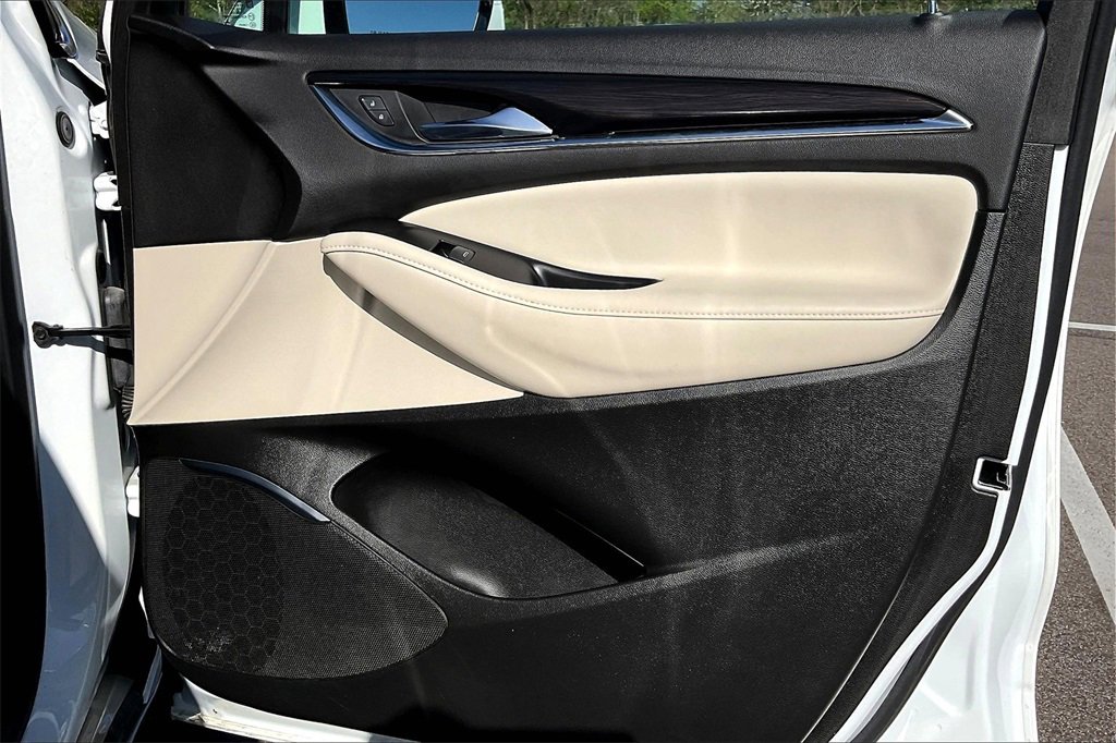 Used 2023 Buick Enclave Essence w/ Experience Buick Package image 23