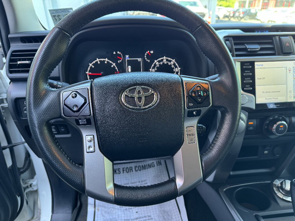 Used 2022 Toyota 4Runner SR5 Premium w/ Moonroof Package AWD/4WD image 14