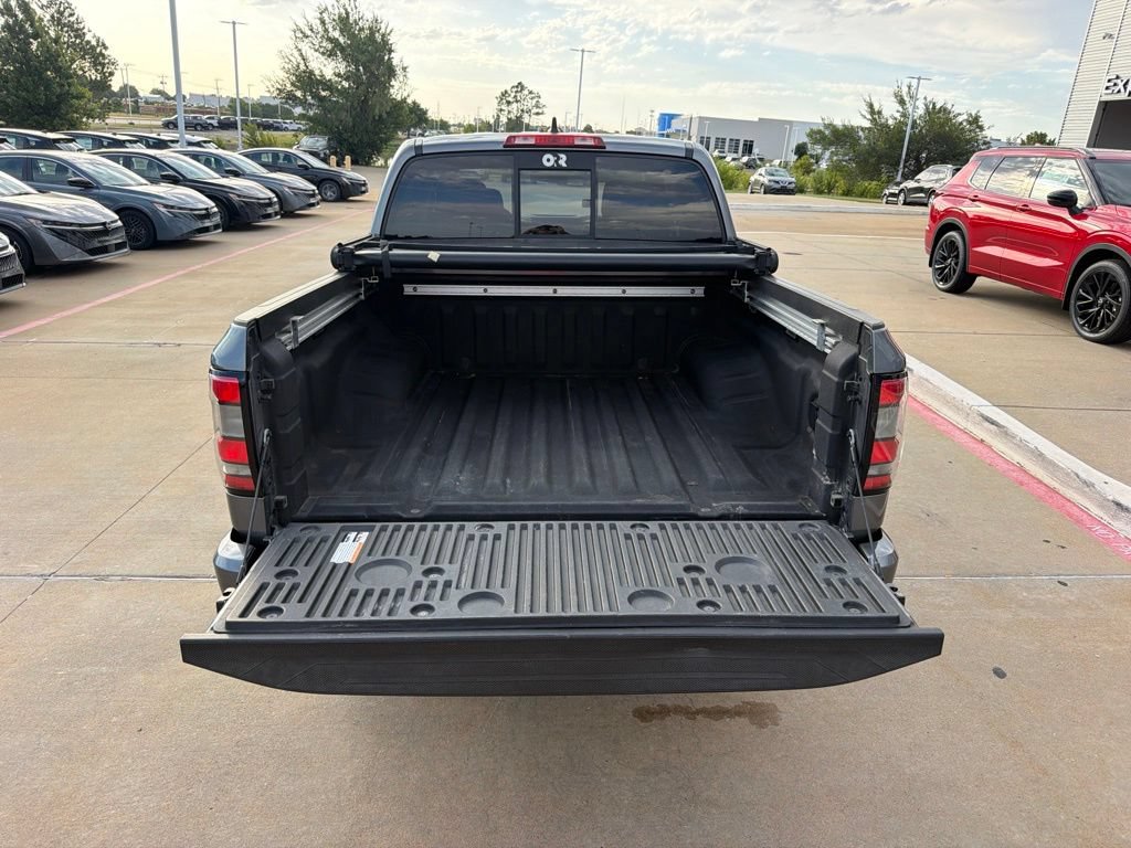 Used 2022 Nissan Frontier SV RWD image 11