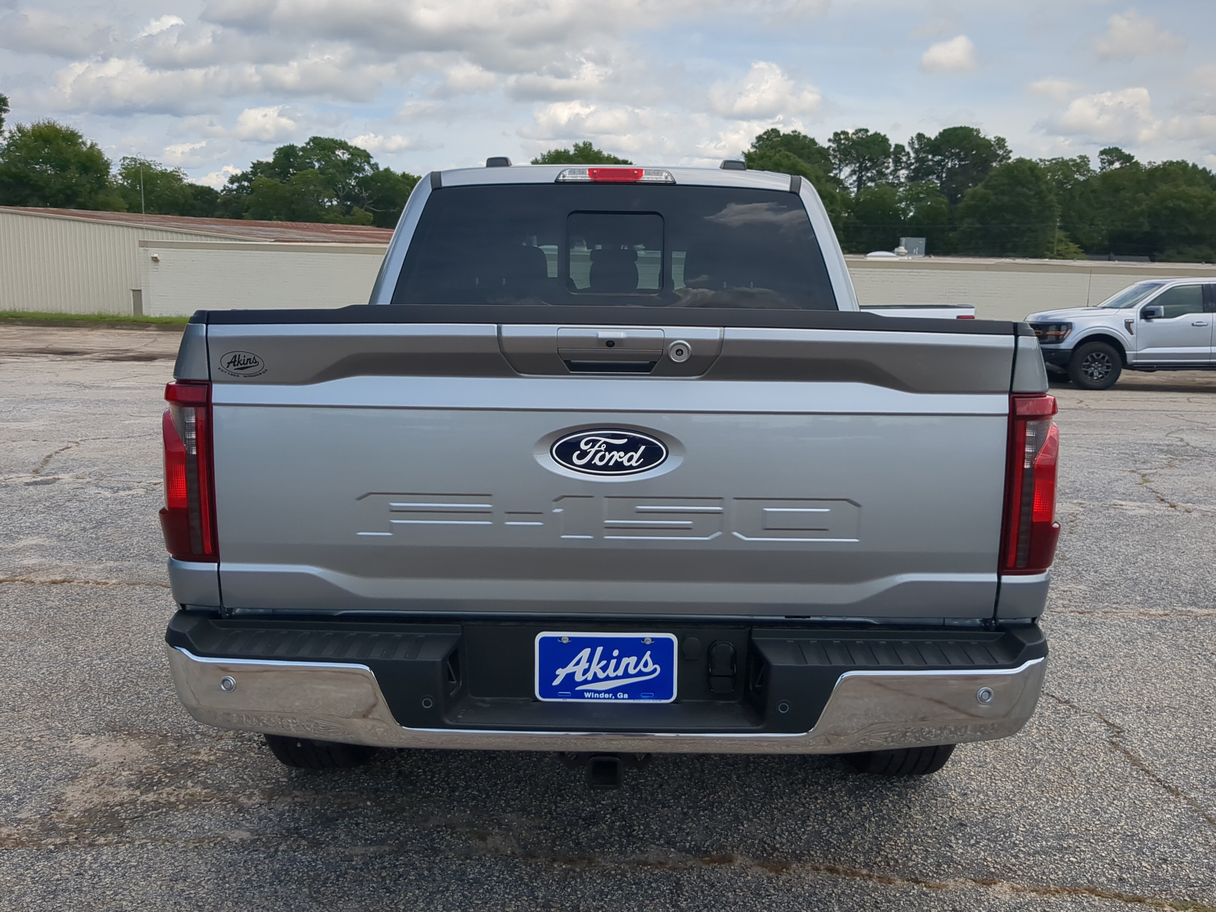 New 2026 Ford F150 XLT w/ Equipment Group 302A MID RWD image 4