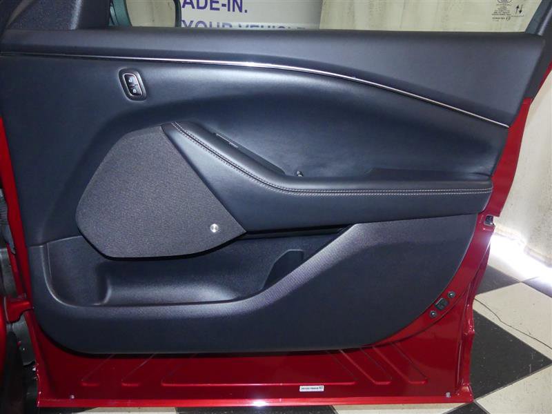 Used 2023 Ford Mustang Mach-E Premium image 23