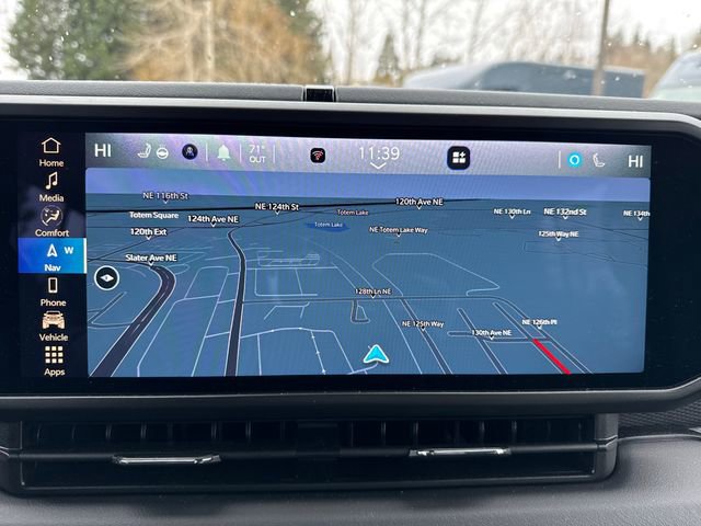 Used 2025 Jeep Wrangler Unlimited Rubicon w/ Technology Group image 23