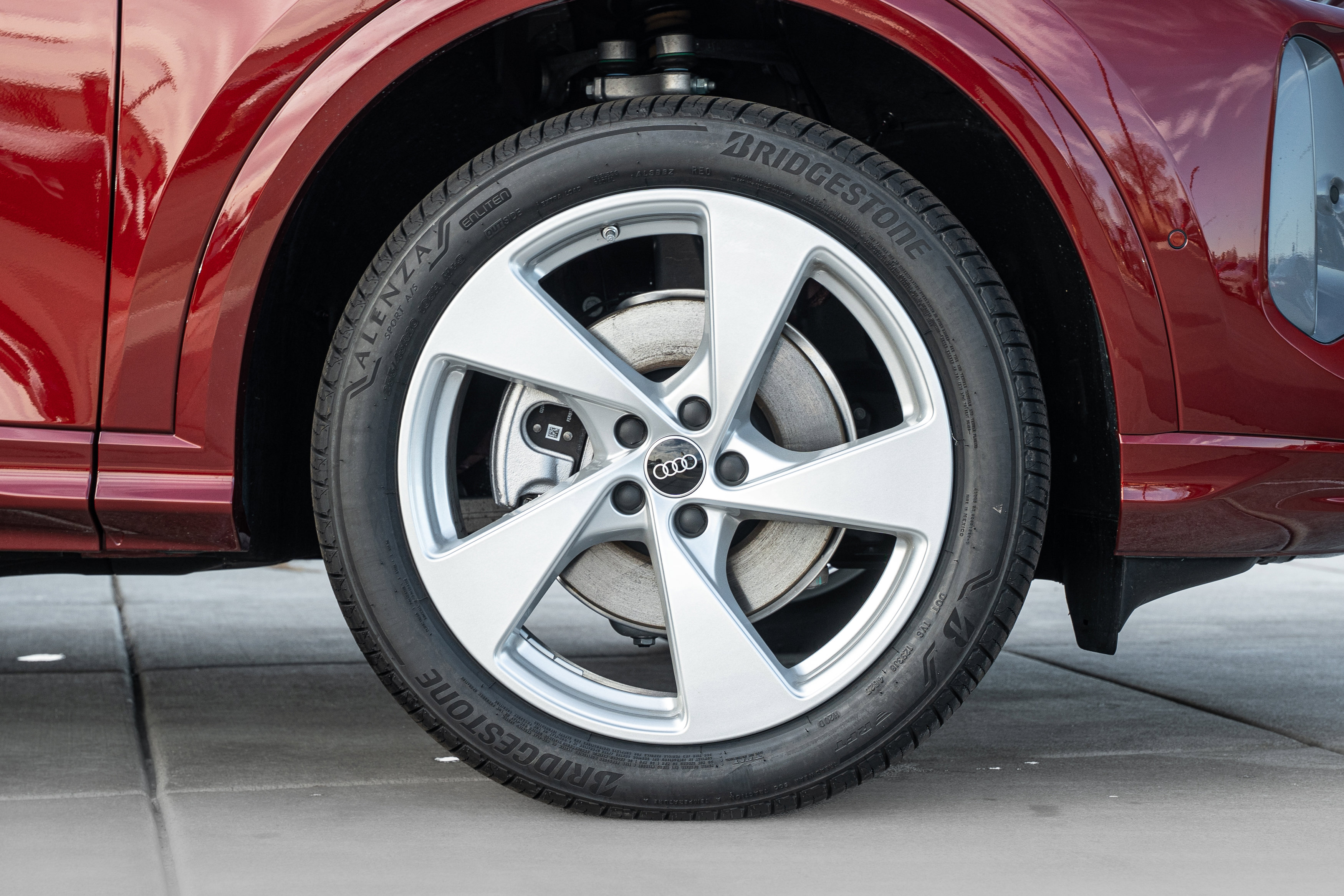 New 2025 Audi Q5 Premium Plus image 32