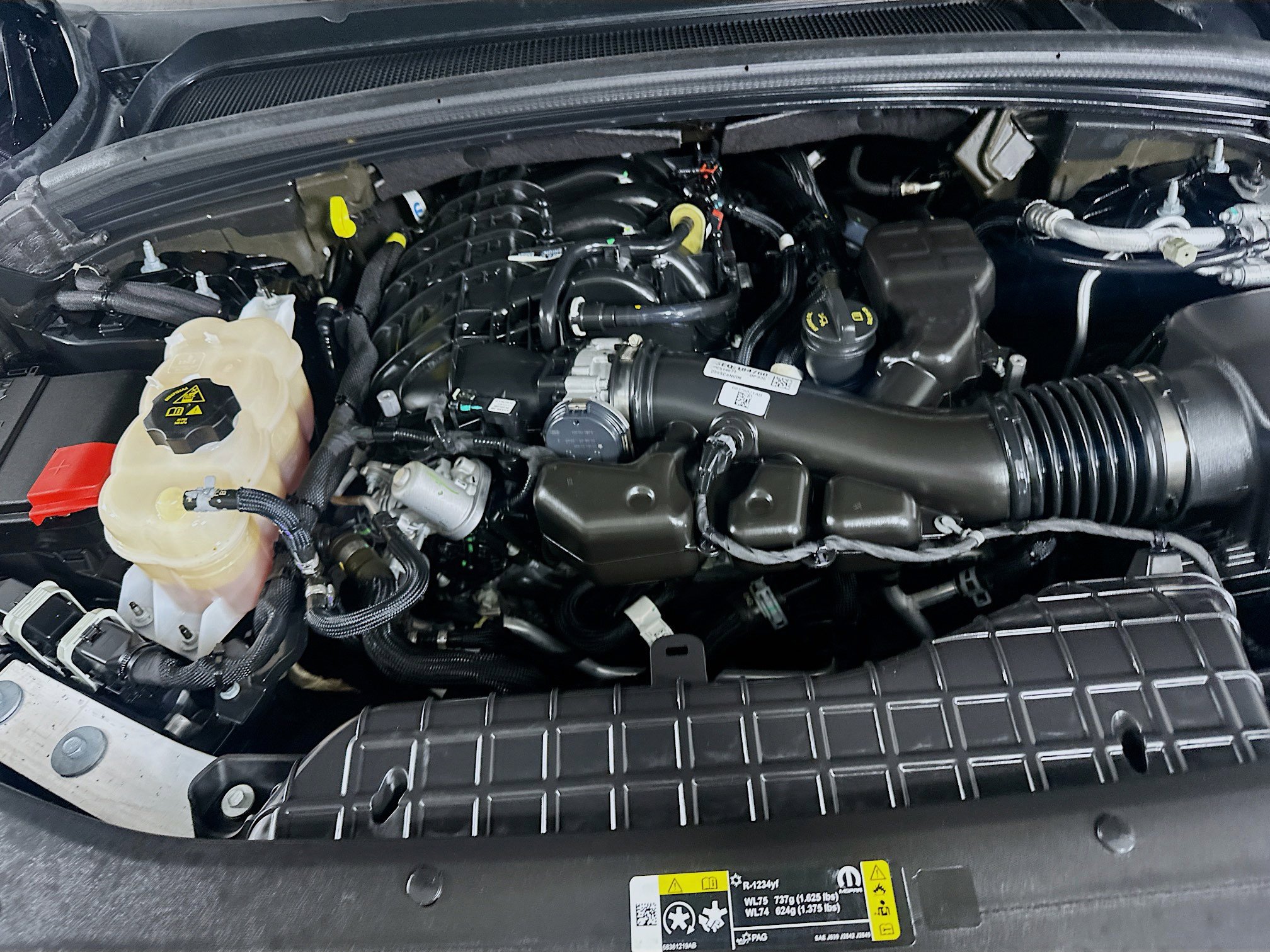 Used 2023 Jeep Grand Cherokee Altitude image 32