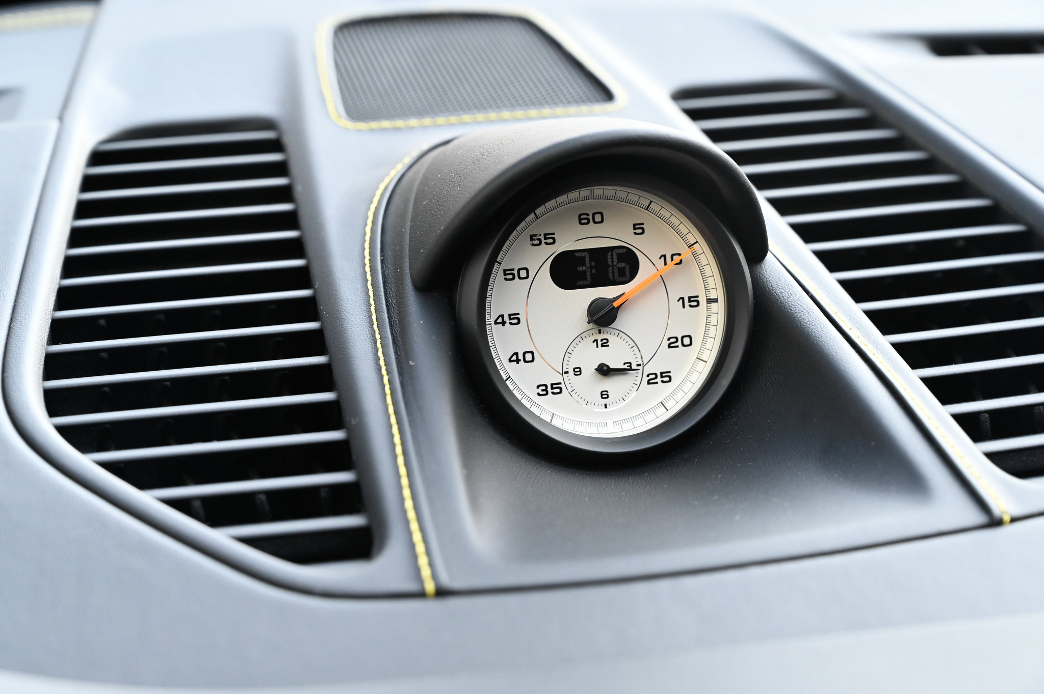 Used 2018 Porsche 911 GT3 image 29