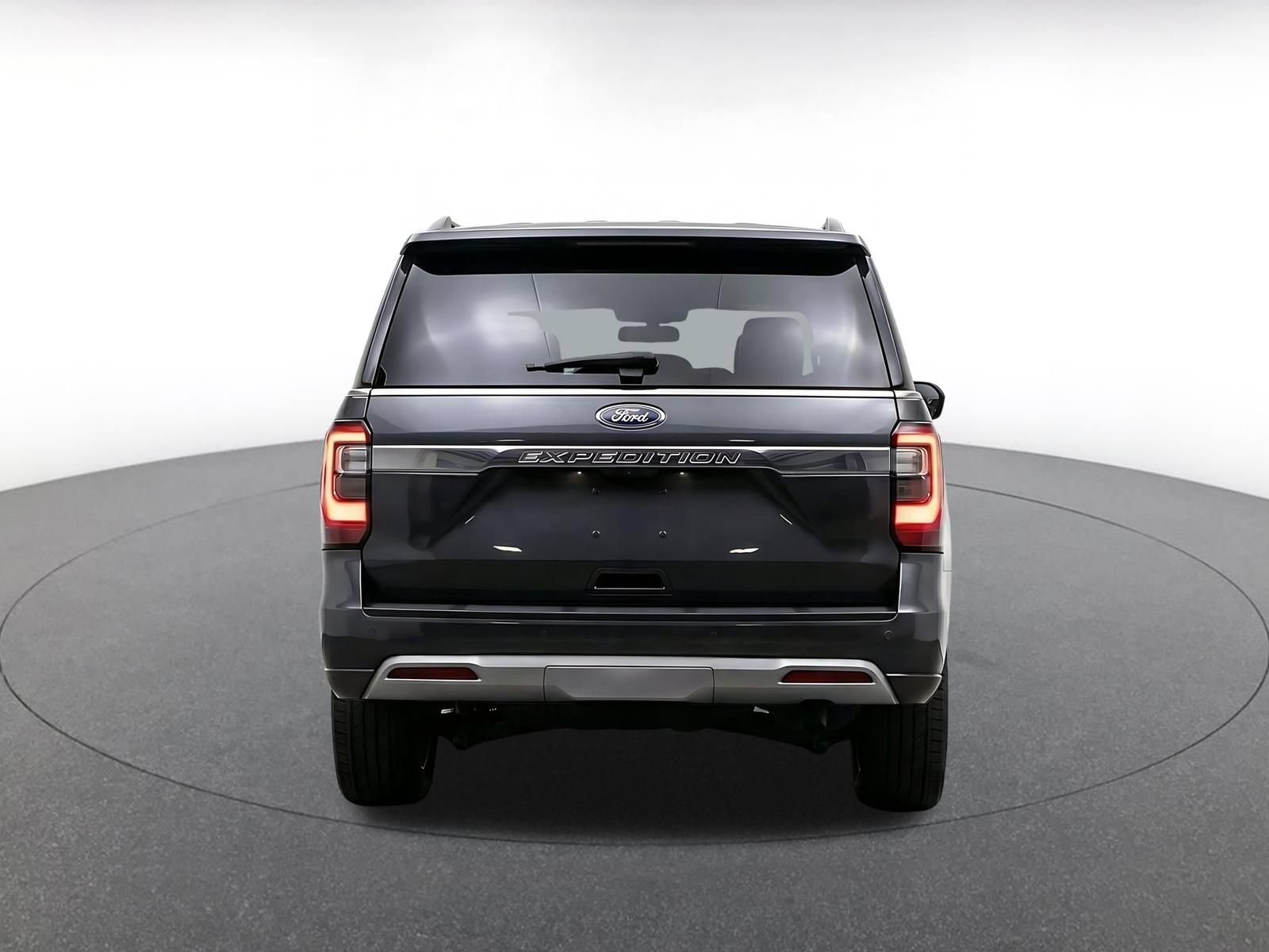 Used 2024 Ford Expedition Limited AWD/4WD image 7