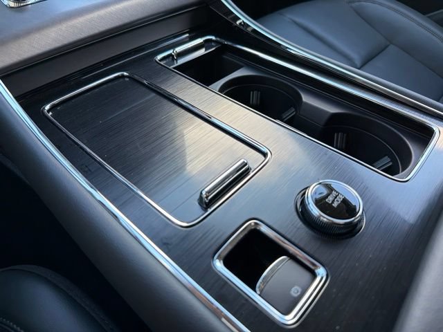 New 2026 Lincoln Aviator AWD image 20