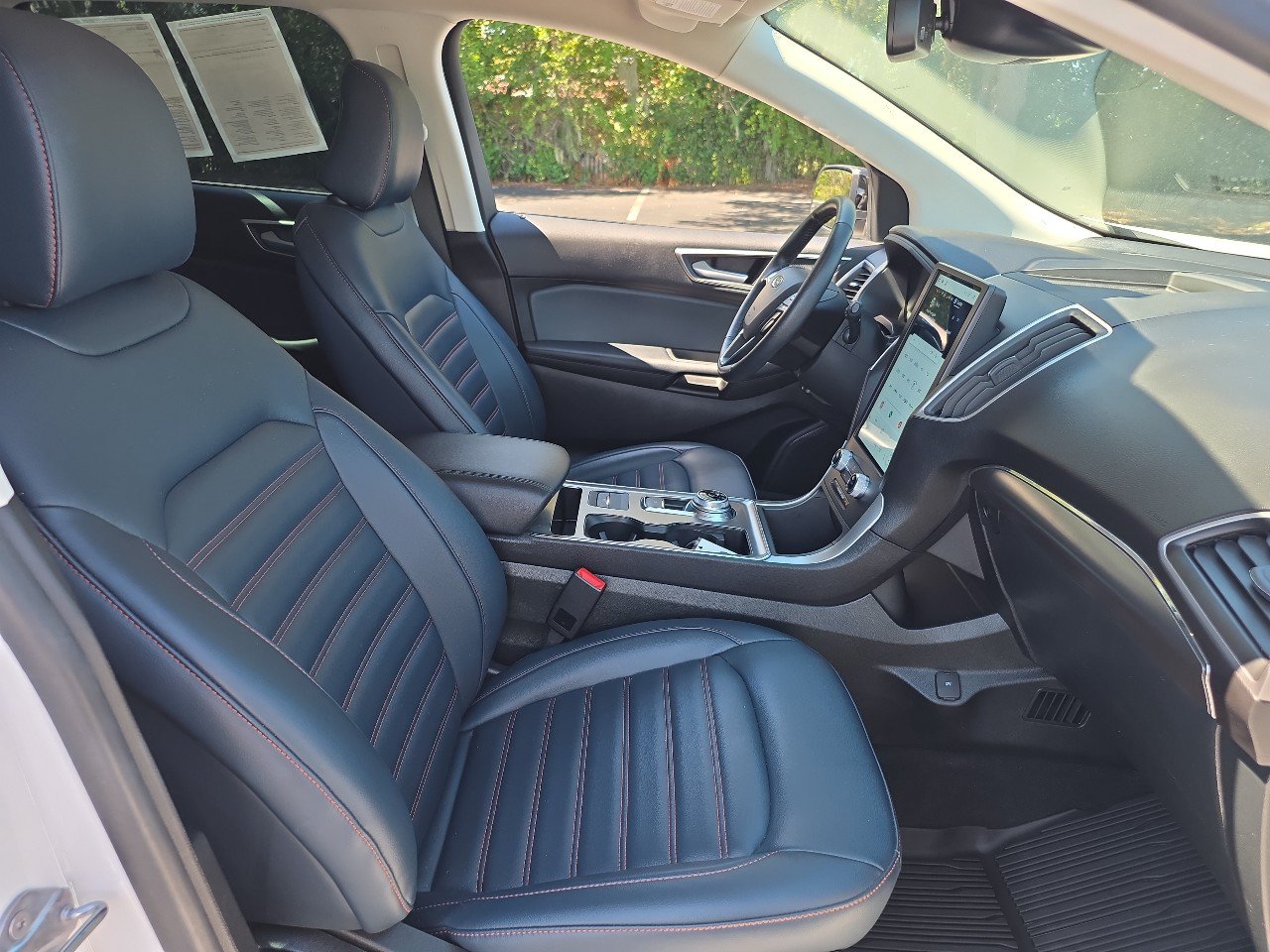 Certified 2024 Ford Edge SEL w/ Sport Appearance Package AWD/4WD image 15