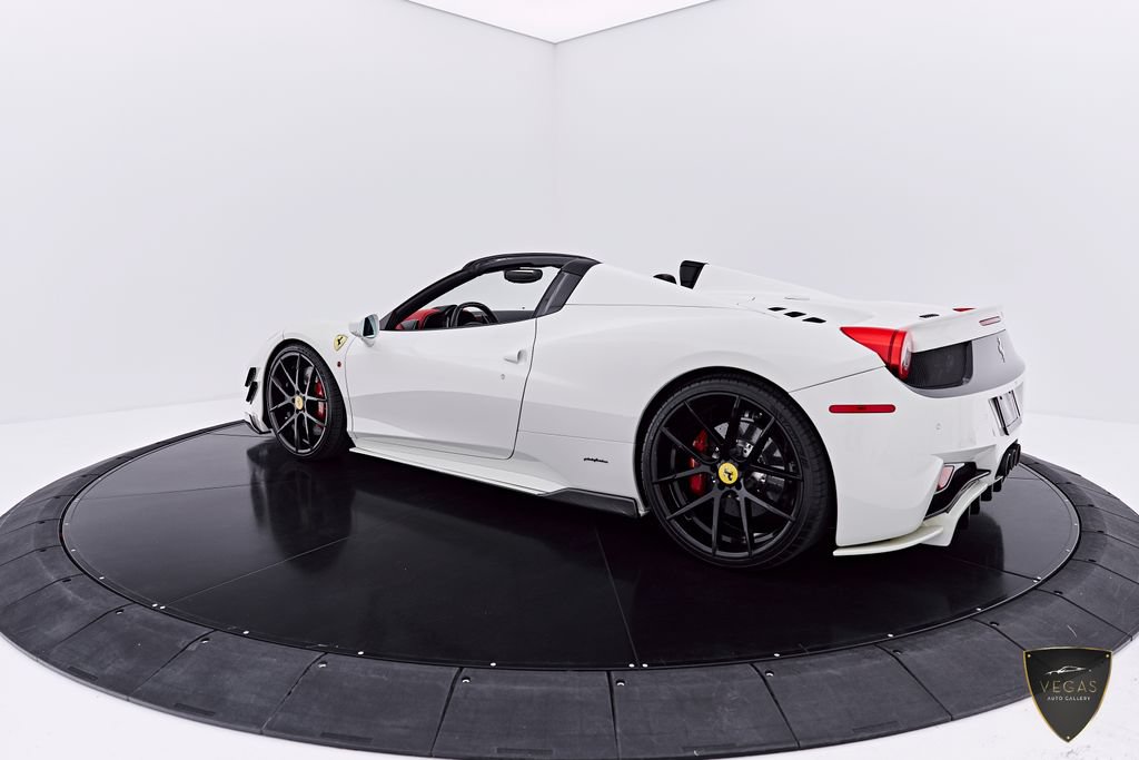 Used 2014 Ferrari 458 Spider RWD image 22