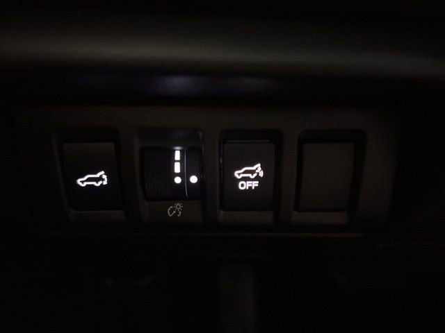 Certified 2025 Subaru Outback Limited w/ Popular Package #2 image 47