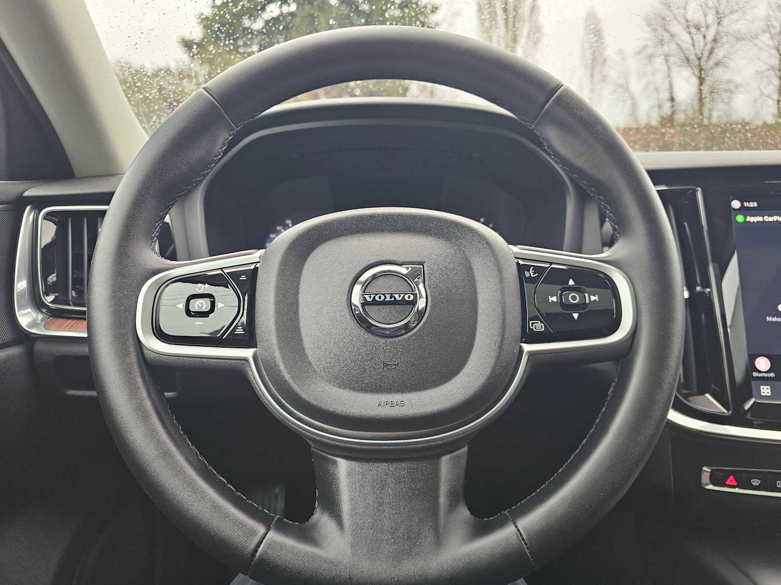Certified 2025 Volvo V60 B5 Cross Country Plus AWD/4WD image 27