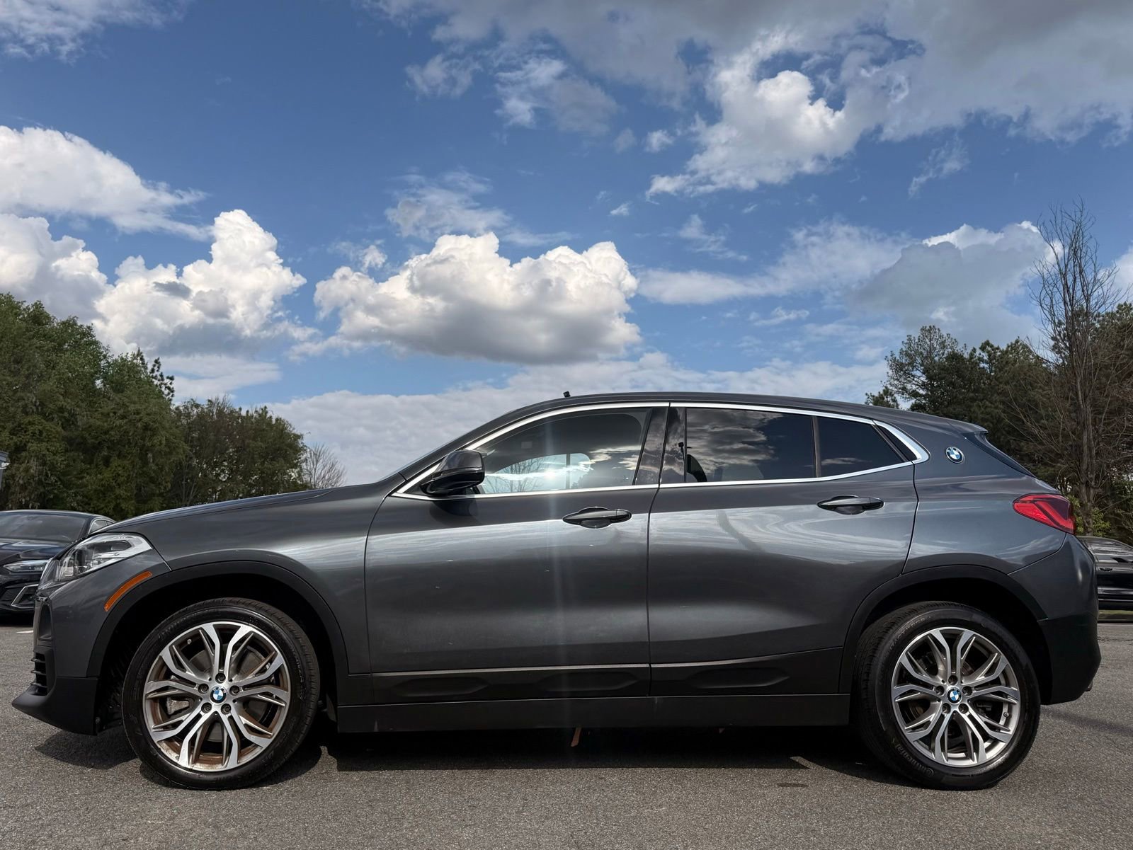 Used 2018 BMW X2 xDrive28i w/ Convenience Package AWD/4WD image 2