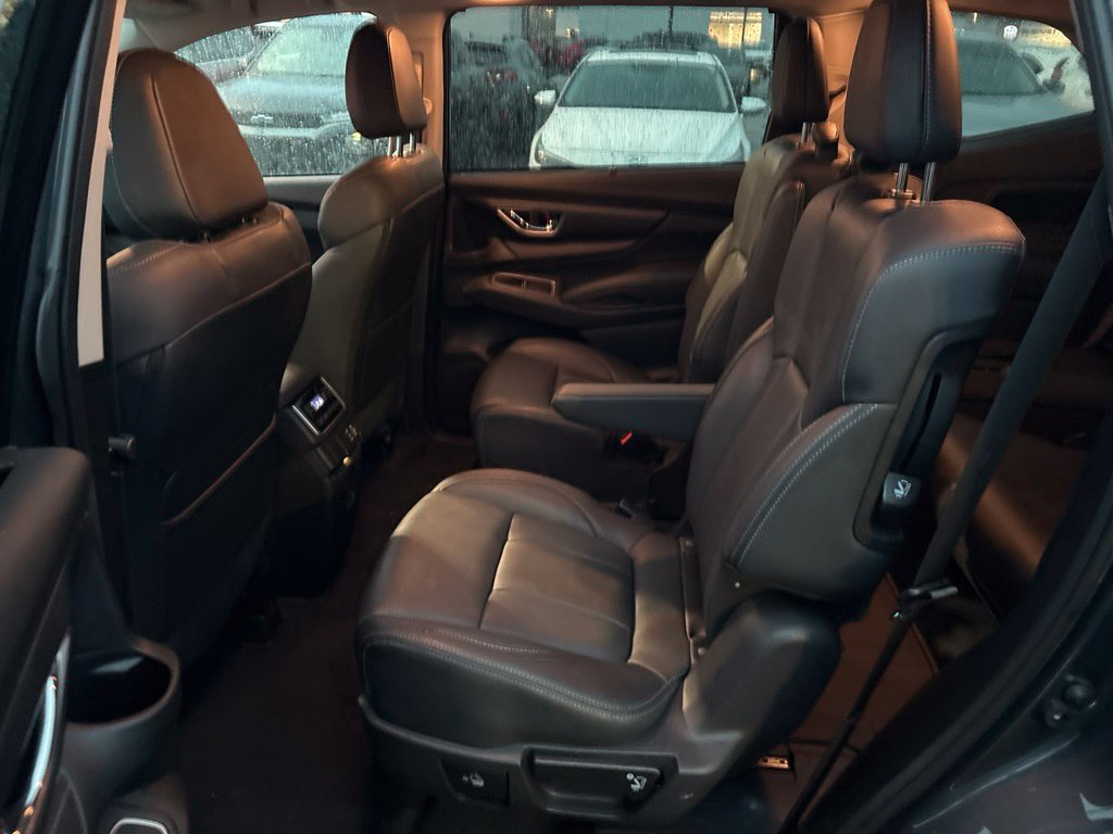 Used 2023 Subaru Ascent Limited AWD/4WD image 10