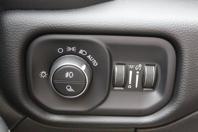 Used 2024 RAM 2500 Laramie image 19