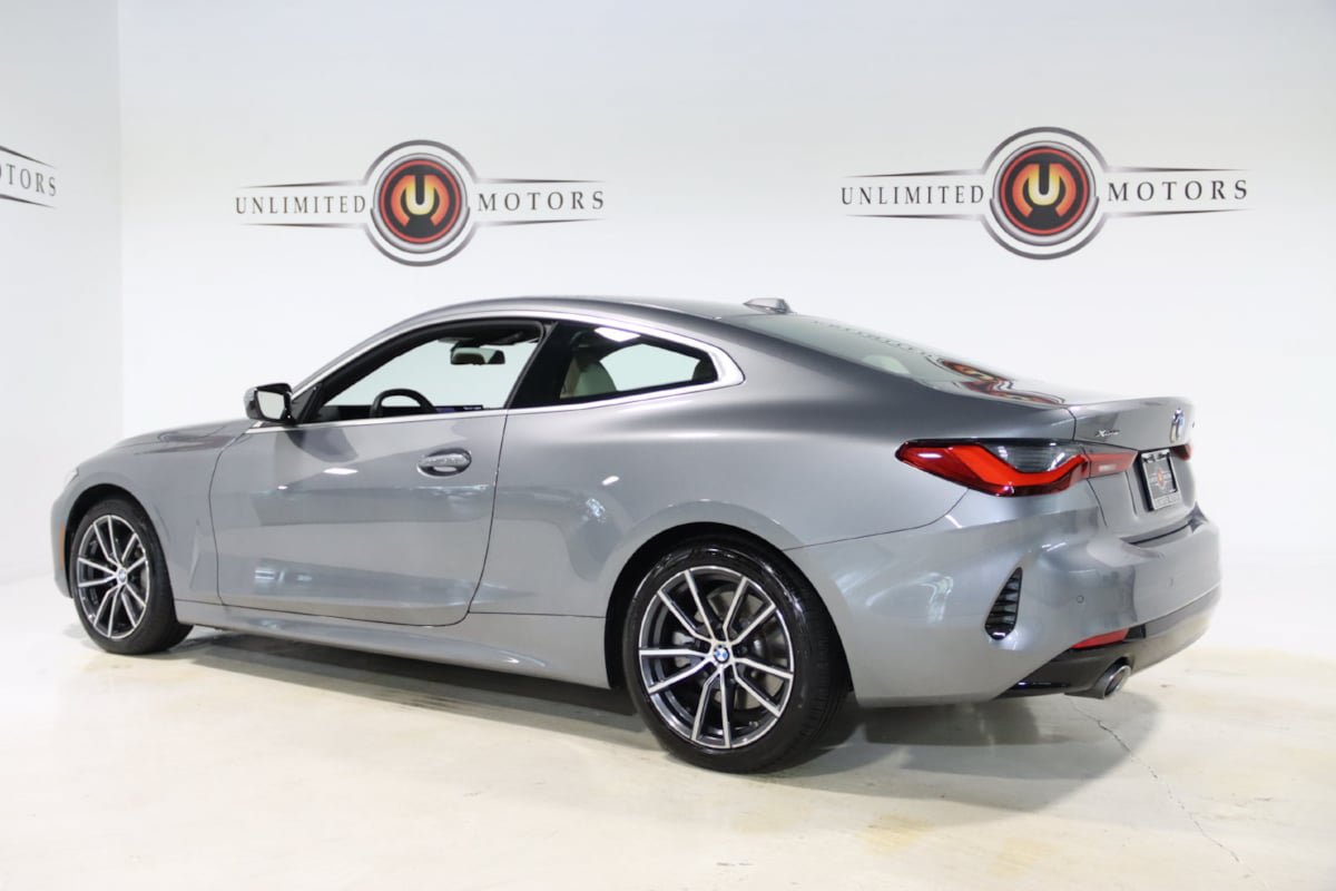 Used 2026 BMW 430i xDrive Coupe w/ Premium Package AWD/4WD image 3
