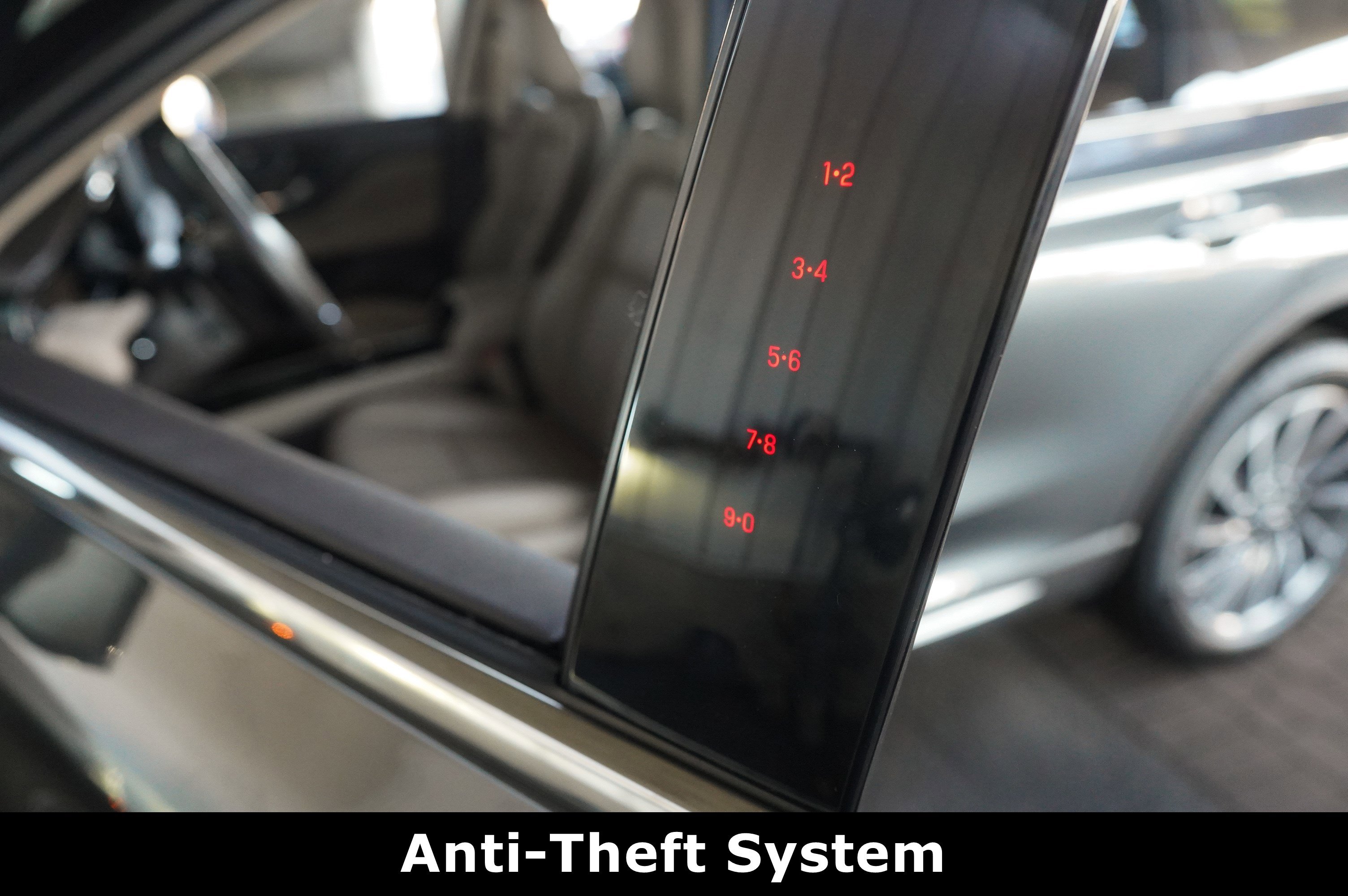 Used 2024 Lincoln Corsair Reserve w/ Equipment Group 201A image 32