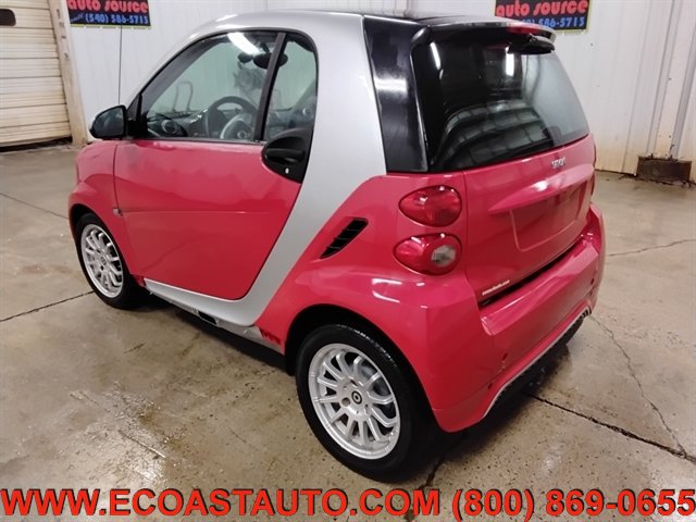 Used 2013 smart fortwo passion RWD image 6