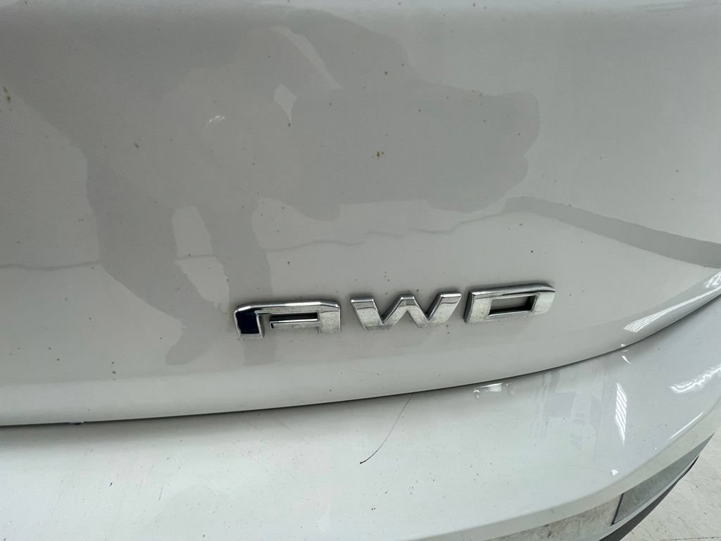 Used 2022 GMC Terrain SLT AWD/4WD image 7