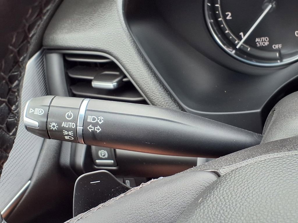 Used 2022 Cadillac CT4 Luxury w/ Sun And Sound Package image 22