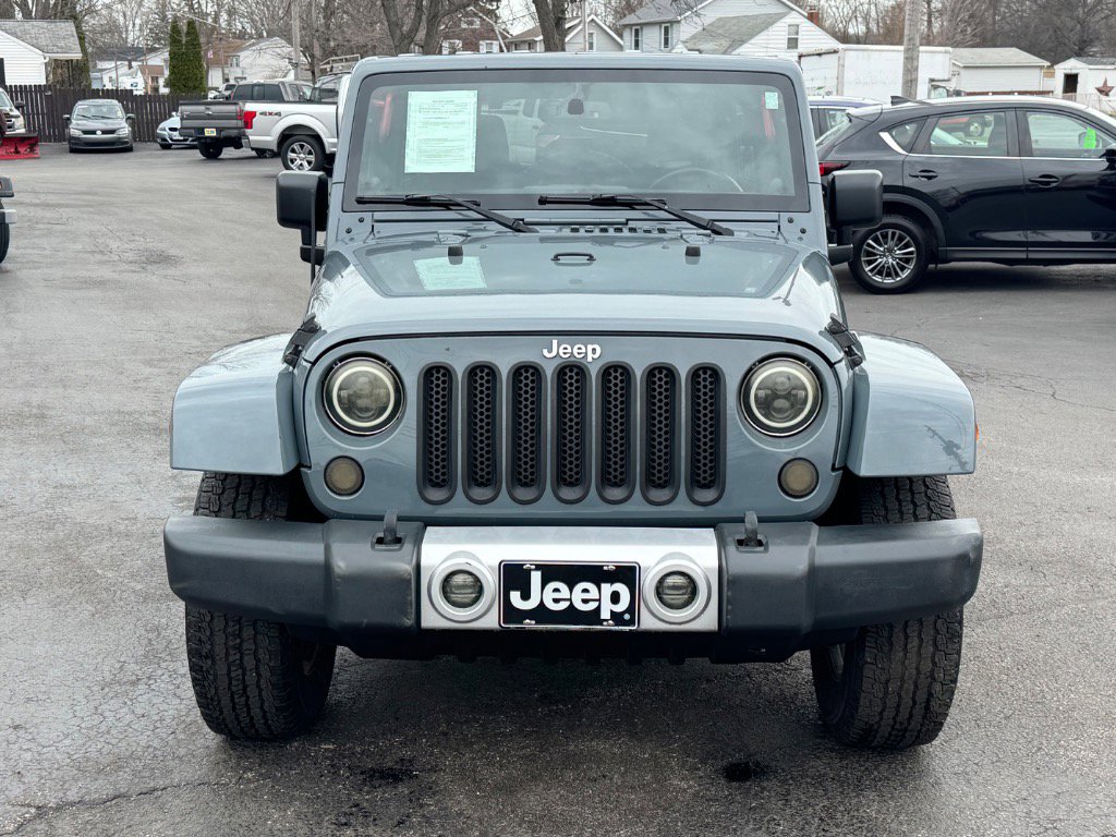 Used 2014 Jeep Wrangler Unlimited Sahara w/ Max Tow Package image 3