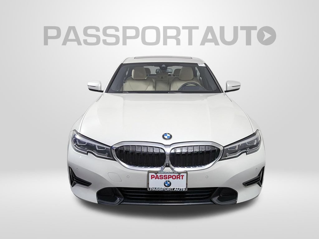 Used 2021 BMW 330i xDrive Sedan AWD/4WD image 10