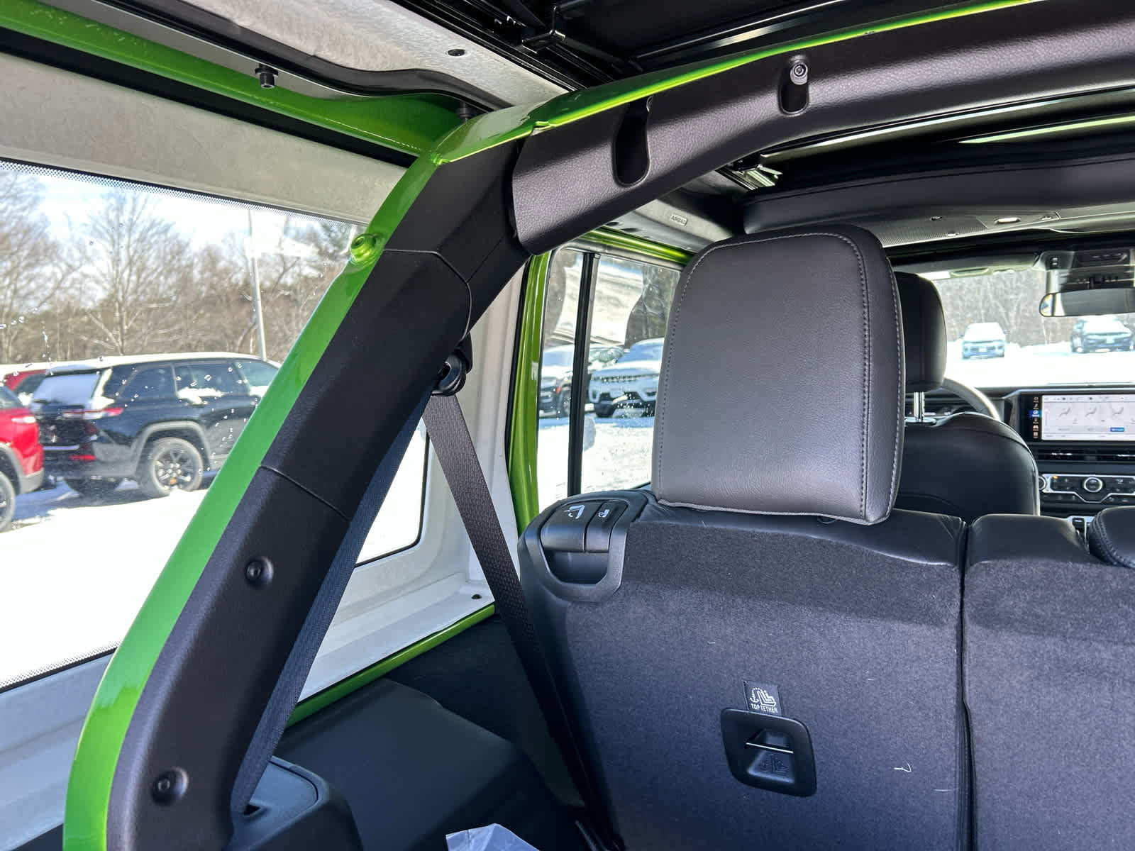 Used 2025 Jeep Wrangler Sport S image 59