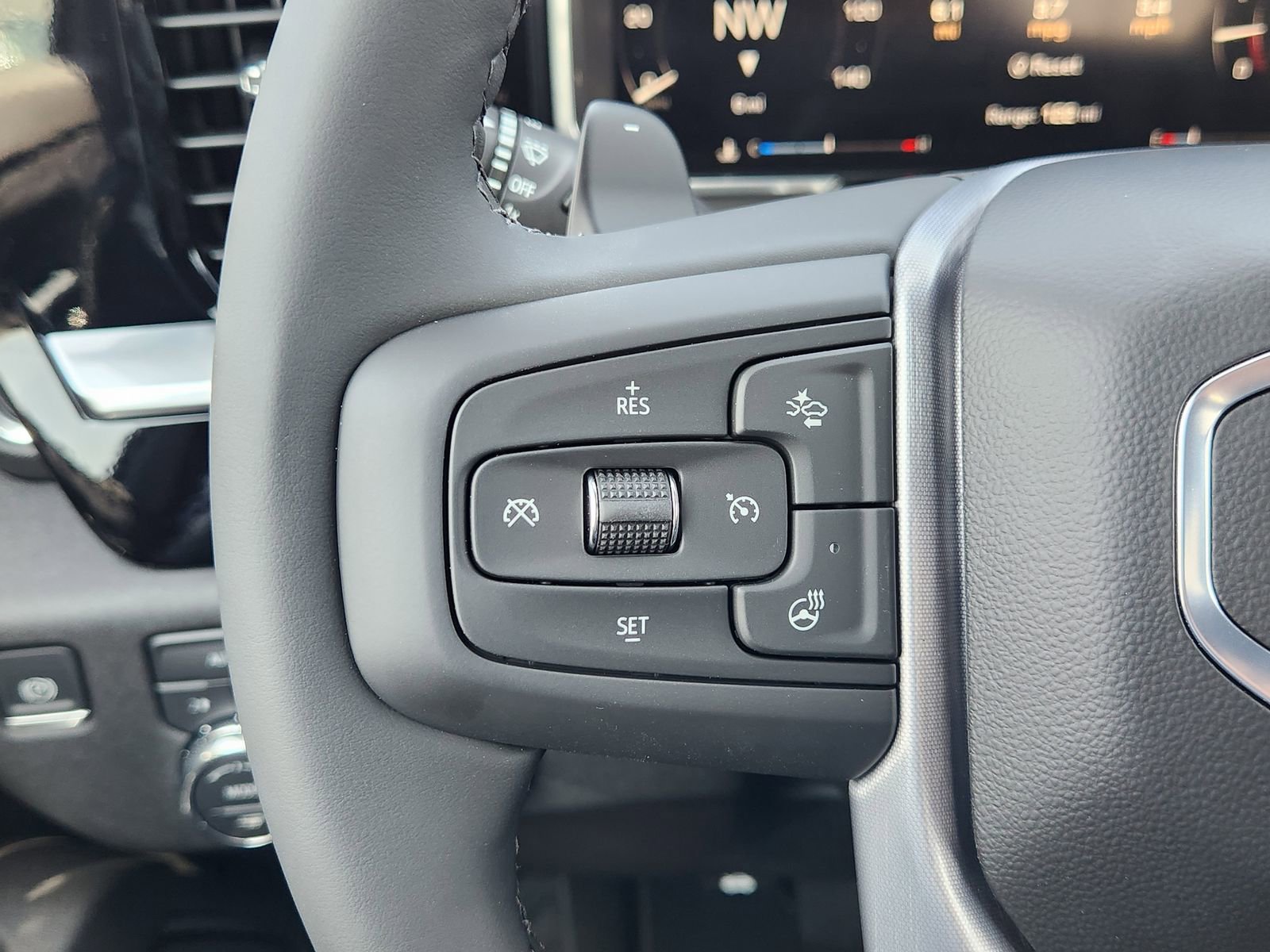 New 2026 GMC Sierra 1500 SLT w/ SLT Premium Plus Package image 32