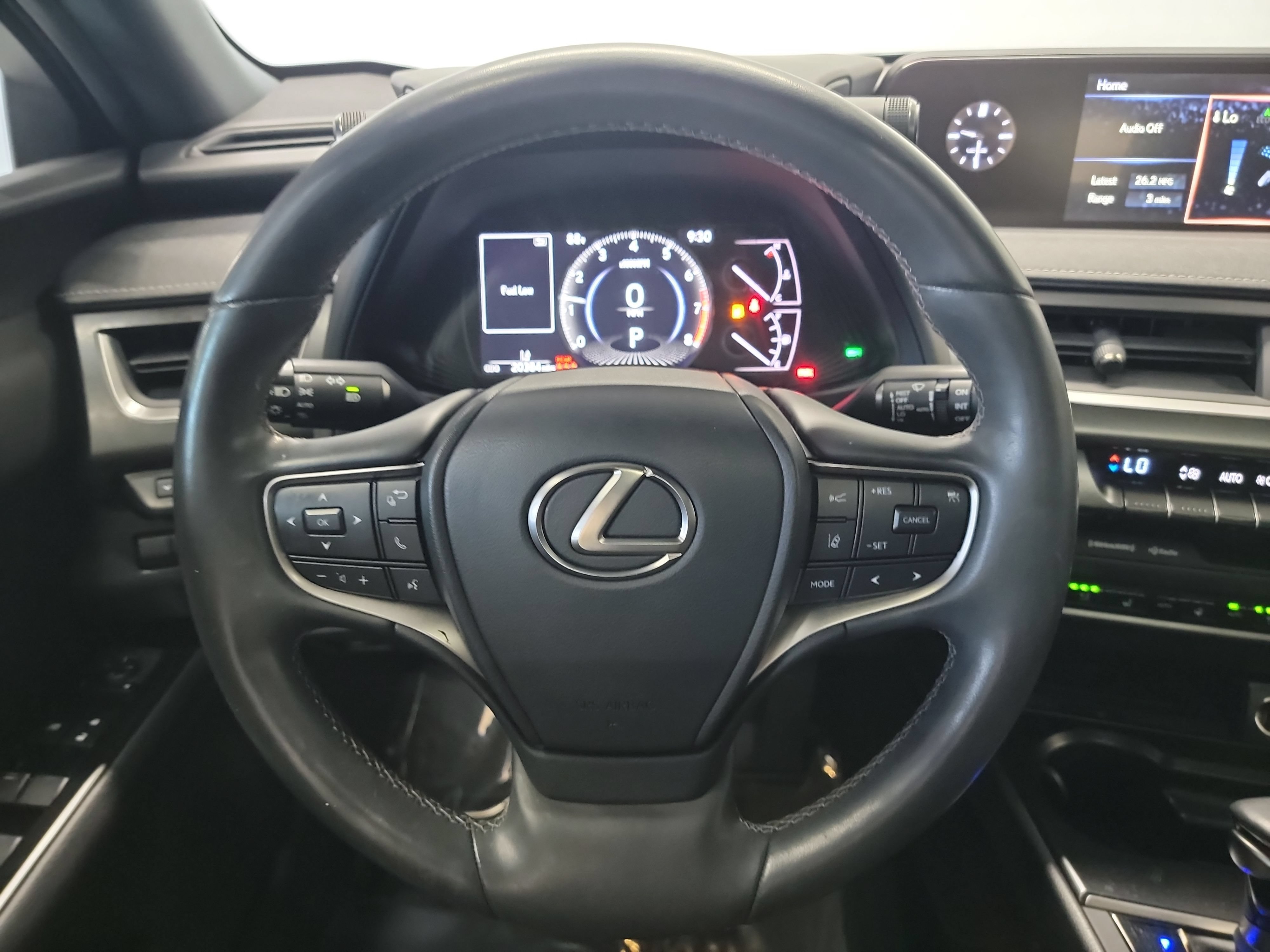 Used 2022 Lexus UX 200 w/ Premium Package FWD image 17