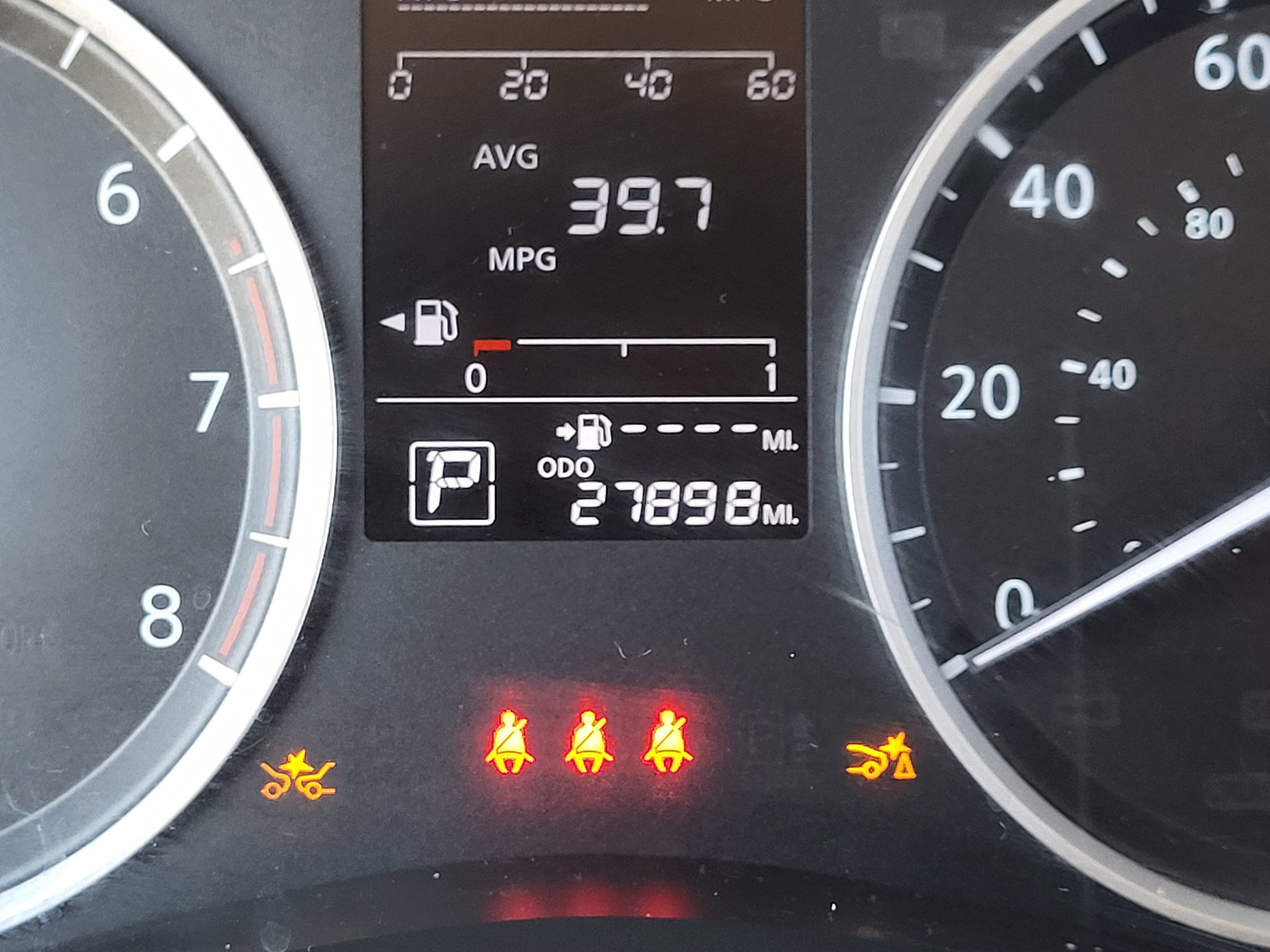 Used 2024 Nissan Versa S w/ Trunk Package FWD image 21