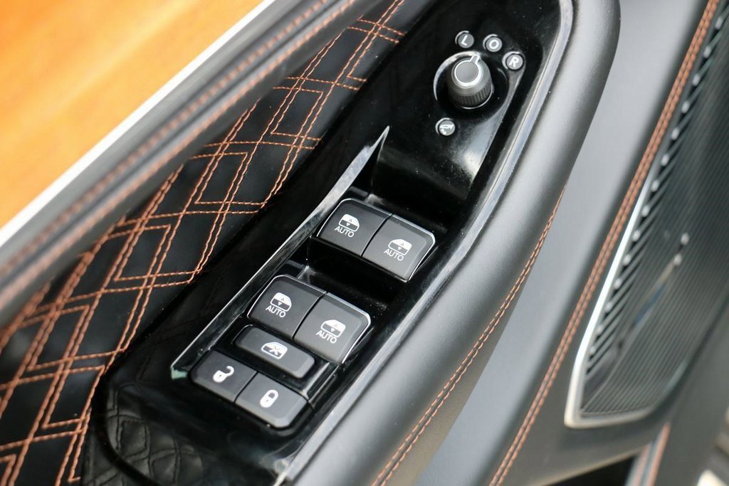 Used 2022 Jeep Grand Cherokee Summit image 16