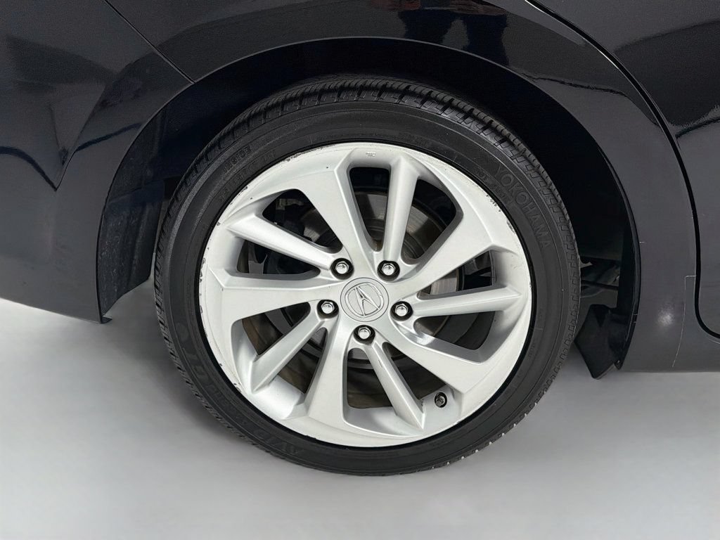 Used 2016 Acura ILX w/ Premium Package FWD image 32