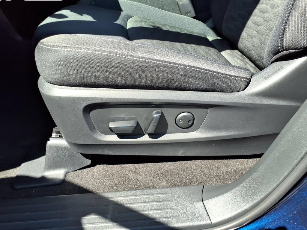 New 2026 Nissan Pathfinder SV AWD/4WD image 21